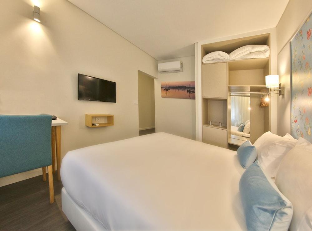 Agua Hotels Alvor Jardim Exteriör bild
